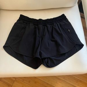 Lululemon size 10 shorts - great shorts